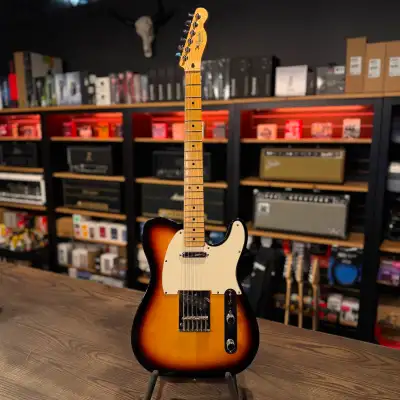 A great-playing early Mexican-made Fender Telecaster from 1994, finished in classic 3-colour sunburs...