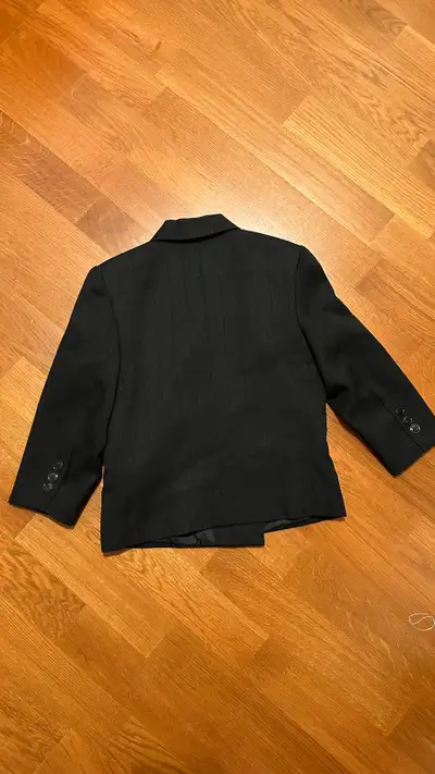 Gymboree 2T Boy's Suit, View more