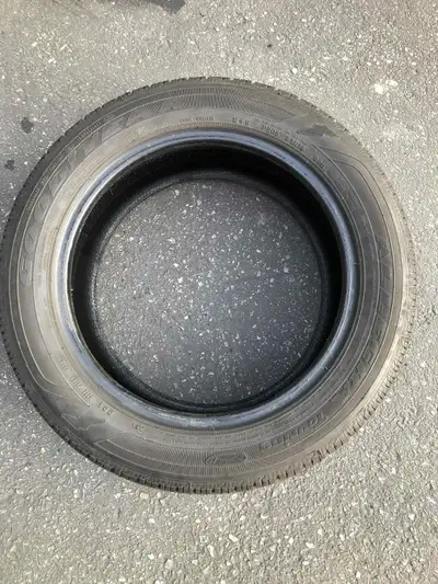 ONE tire 205/55R16 Good Year Allegra Touring all season tire The tire is in very good condition with...