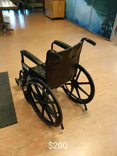 chaise roulante, View more