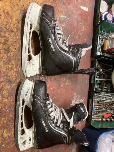 Bauer Supreme Total One skates size 9.5, View more