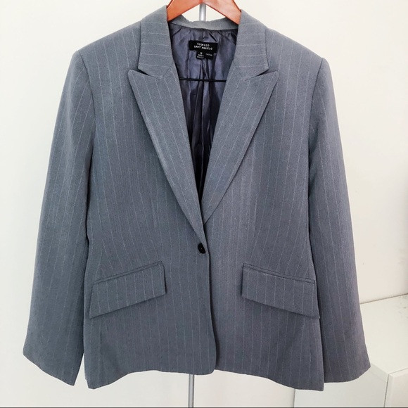 NEW - Giorgio Sant’ Angelo Women's Blazer Suit Jacket (Size 12) in Women's - Tops & Outerwear in City of Toronto