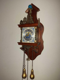 Stunning antique style Dutch Wall Clock. Delft porcelain face, m