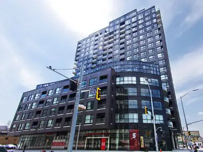 1 Bedroom unit available for rent at 1 Victoria Condominiums. 9th floor (facing King St, view above...