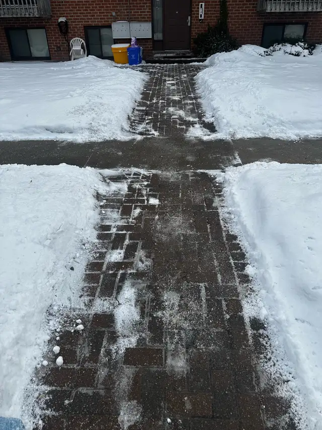 SNOW REMOVAL DURHAM REGION601409093789952001