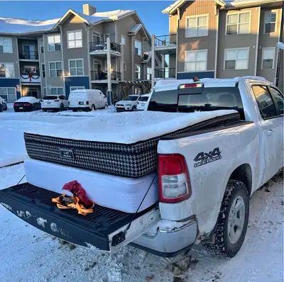 Bought something on Marketplace but don’t have a truck? We can help with pickup and drop-off anywher...