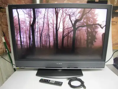 Pristine Sony Bravia "40 HD 1080p LCD TV, 2 HDMI works perfectly, View more