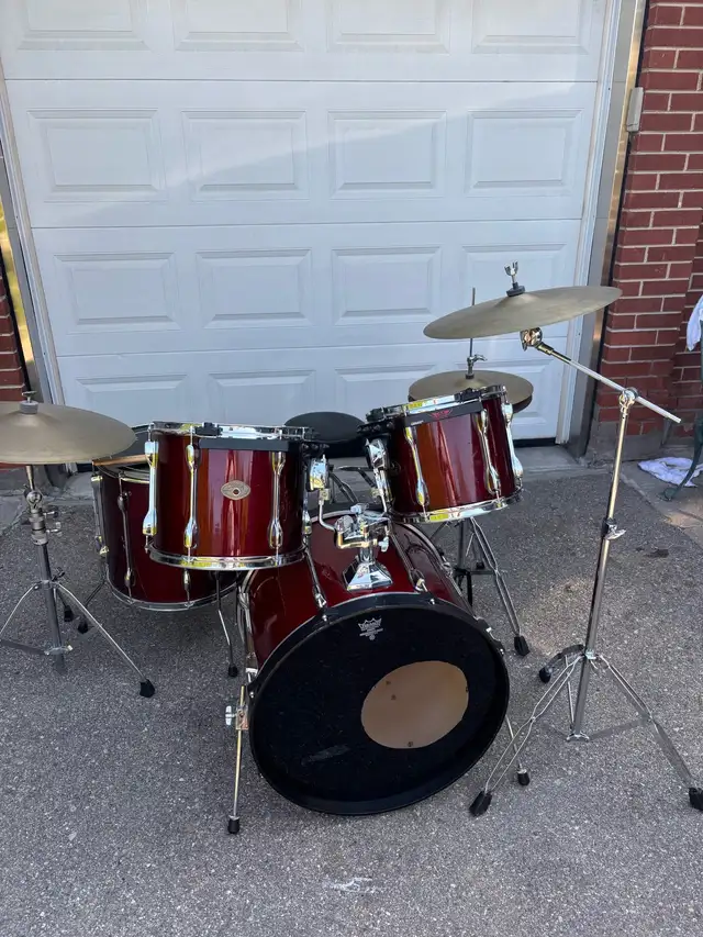 TAMA ROCKSTAR- drum set in Drums & Percussion in City of Toronto - Image 2