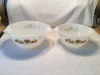 FIRE-KING ANCHOR HOCKING ROOSTER CHANTICLEER 2 MIXING BOWLS