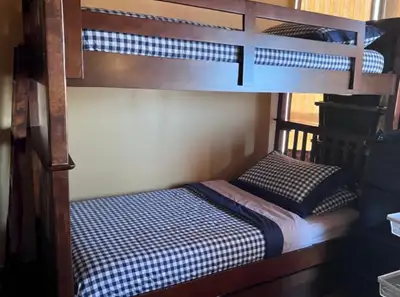 Premium Solid Wood Mission-Style Twin-Over-Twin Bunk Bed – Built to Last a Lifetime! Canadian Made....