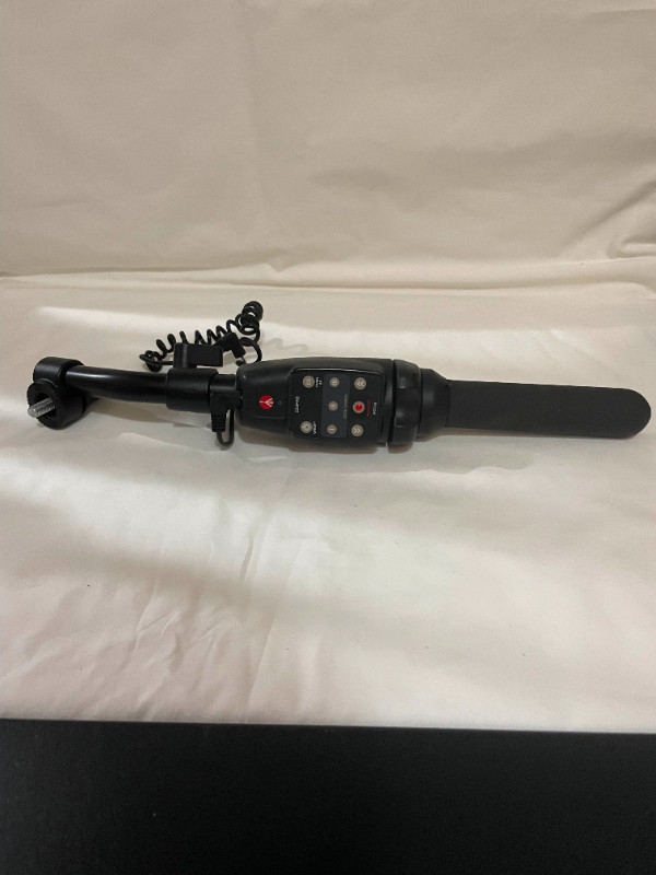 Manfrotto RC Pan Bar EX Remote Control for LANC Cameras in Cameras & Camcorders in Guelph
