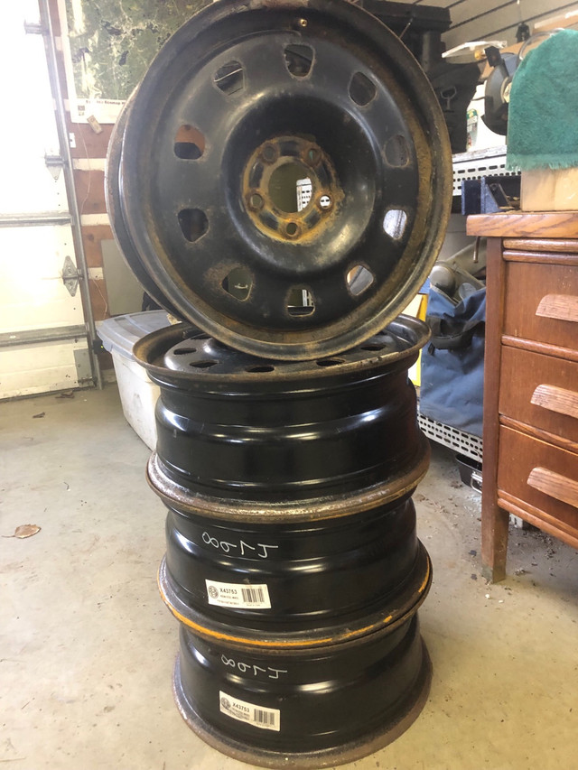 17” GM steel rims in Tires & Rims in Muskoka