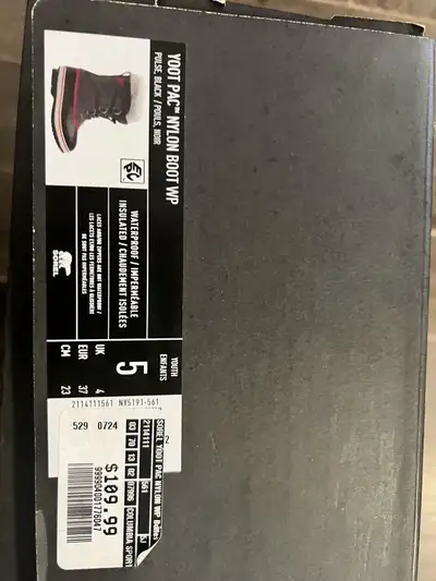 Découvrez ces bottes d'hiver Sorel Yoot Pac Nylon WP pour enfants, taille 5, parfaites pour garder l...