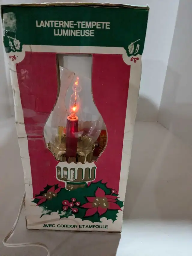 VTG Noma electric illuminated hurricane lantern  flicker flam in Holiday, Event & Seasonal in Charlottetown - Image 3