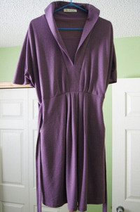 Purple maternity dress (almost new) size small