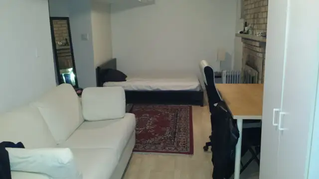 Batchelor basement apartment in Thornhill