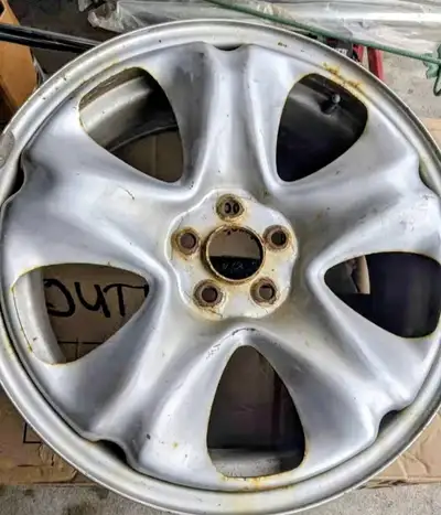 The rims are straight with no damage. 18" bolt pattern is 5x114.5 bore size is 56mm