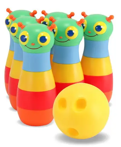 Melissa & Doug - Giddy Bug Bowling Set The bowling set is in very good condition - Retail price $39....