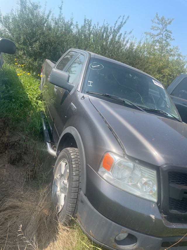 2006 f150 for parting out in Auto Body Parts in Strathcona County - Image 2