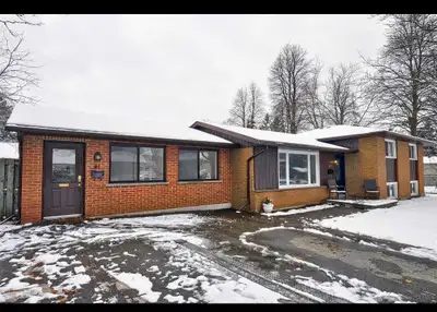 Legal Studio apartment is available in Kitchener. Very spacious and almost brand new. Basement is fi...
