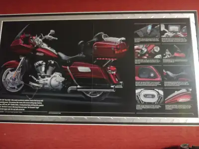 2011 HD Road Glide Ultra Screaming Eagle CVO. red and Black, 110 cu in, heated seats and hand grips,...