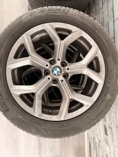 Original BMW OEM 19 inch rims. Like new. All season tires 245/50R19 used for 1 season. Fits BMW X3 m...