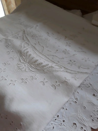 ANTIQUE LINENS HAND EMBROIDERED FROM ITALY