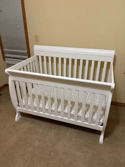 Kalani 4-in-1 Convertible Crib DaVinci and Simmons Breathe Crib, View more