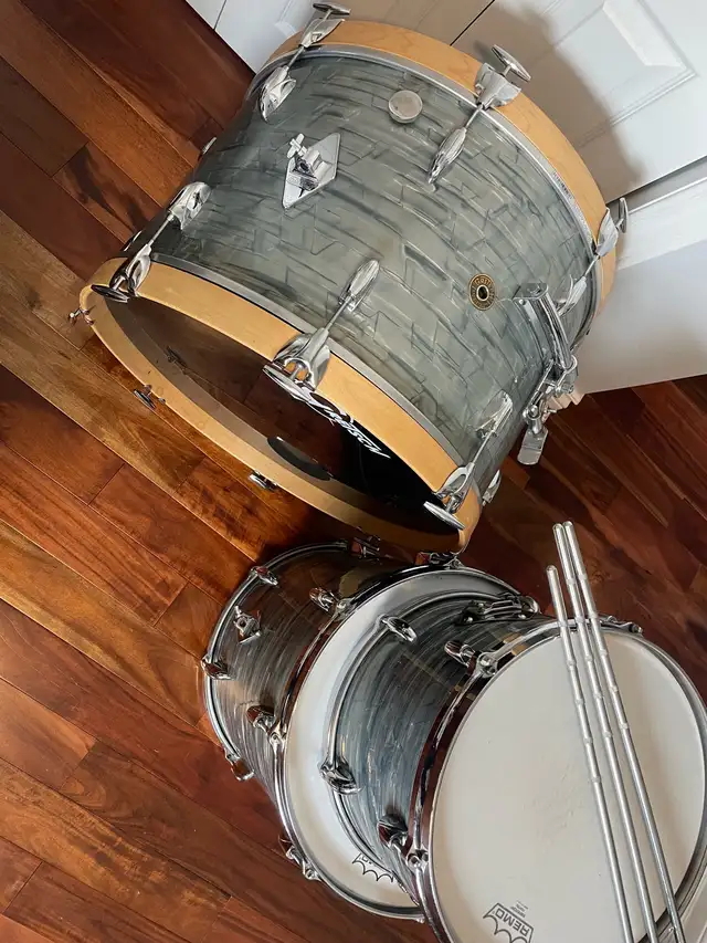 1966 Gretsch Round Badge Drum Kit in Drums & Percussion in Sudbury - Image 4