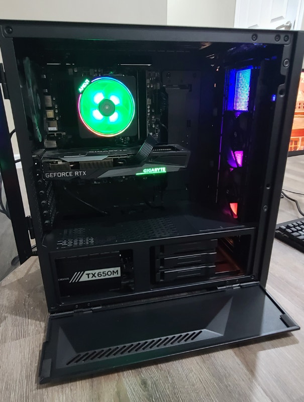 Custom gaming pc setup with 3060Ti and 240 hz gaming monitor Desktop