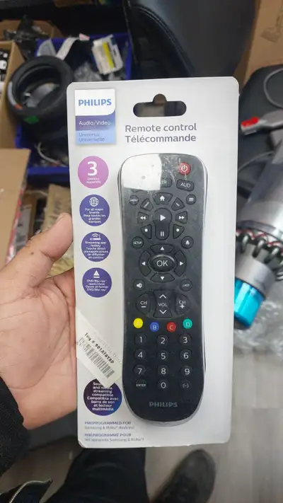 Remote Control Philips 3 Device Bklt SRP9232D/07, View more