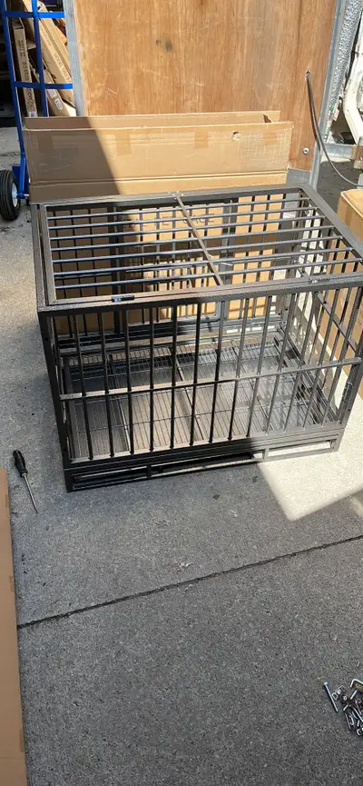 Luckup heavy duty pet crate 36 inch new in box, View more
