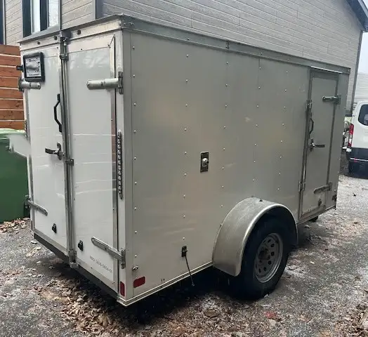 Remorque fermée 5x10 in Cargo & Utility Trailers in City of Montréal - Image 3