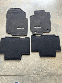 Toyota RAV4 carpet mats