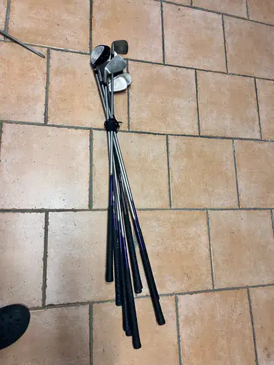 This set of golf clubs is perfect for any right-handed golfer looking to improve their game. These c...
