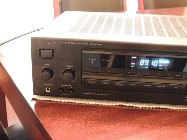 Kenwood KR-A5040 AM/Stereo Receiver- Phono In, 80 watts in Stereo Systems & Home Theatre in Mississauga / Peel Region - Image 4