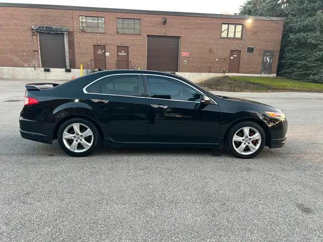 2011 Acura TSX PREMIUM PKG 6 SPD MANUAL in Cars & Trucks in City of Toronto - Image 3
