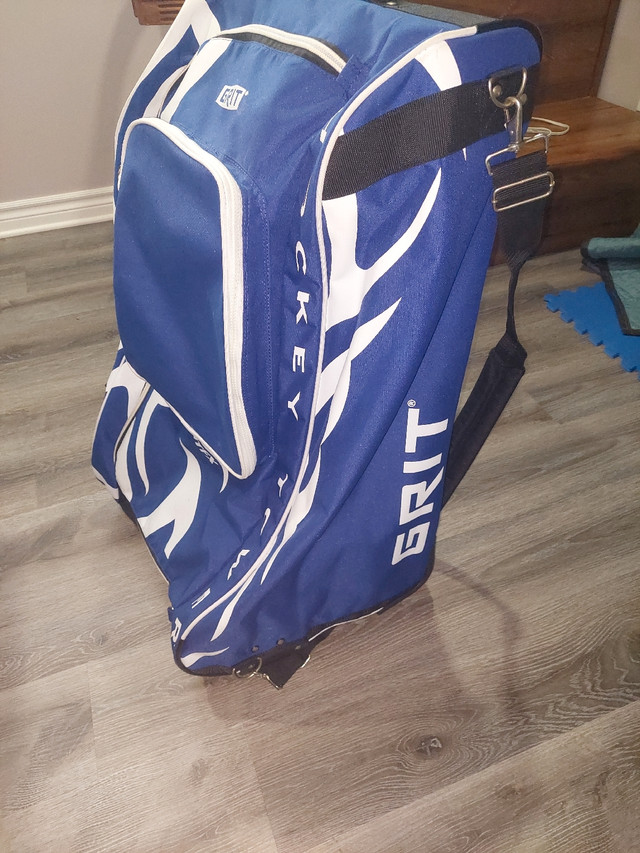 GRIT HTFX 33" Hockey Bag - Blue  in Hockey in Cornwall - Image 3