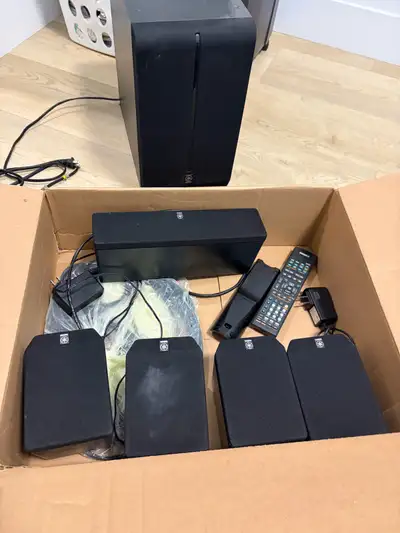 Onkyo receiver with Yamaha speakers, View more