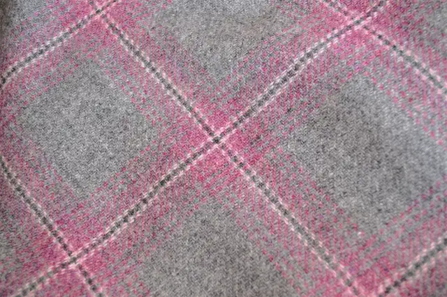 Woman's Wool Jacket in Women's - Tops & Outerwear in City of Toronto - Image 3