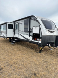 2018 Jayco Whitehawk 29RE (1/2 ton pullable) holiday trailer