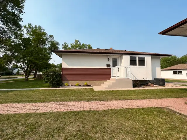 House for sale -  1100 McCalman Avenue, Winnipeg62863314972289121