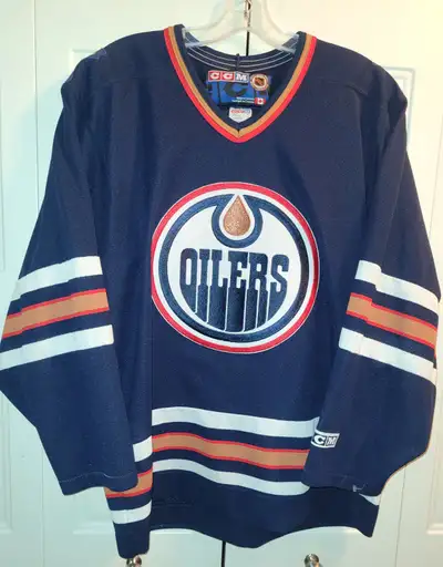 Edmonton Oilers 2000s Oilman CCM jersey. Adult Med. Near mint. $130.00 Dallas Stars Reebok Jamie Ben...
