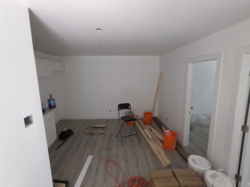 Newley renovated 2 bedroom apartment in sandy hill Long Term Rentals