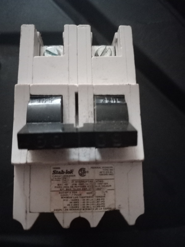 60 amp breaker in Electrical in Muskoka - Image 3
