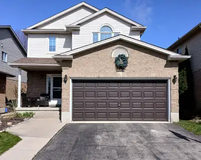 Welcome to your new home, in the highly sought after Stoney Creek Neighbourhood! This 3 + 1 bedroom...