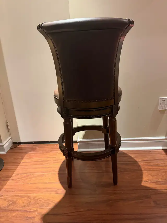 Swivel Bar Stool new in Chairs & Recliners in Mississauga / Peel Region - Image 4