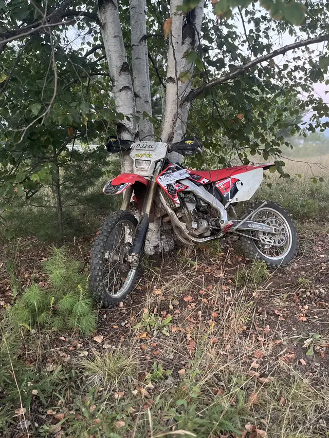 2004 CRF250X in Dirt Bikes & Motocross in Renfrew - Image 5