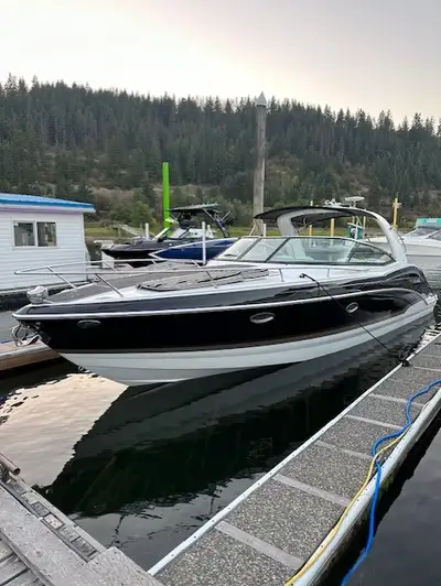 2013 Formula 350SS Cabin Cruiser - Twin Mercruiser 8.2L High Output Engines - 430 hp each - only 365...