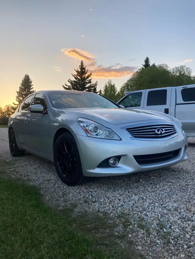 17 inch aluminum alloy wheels with Continental tires 225/55/17 in Tires & Rims in St. Albert - Image 3